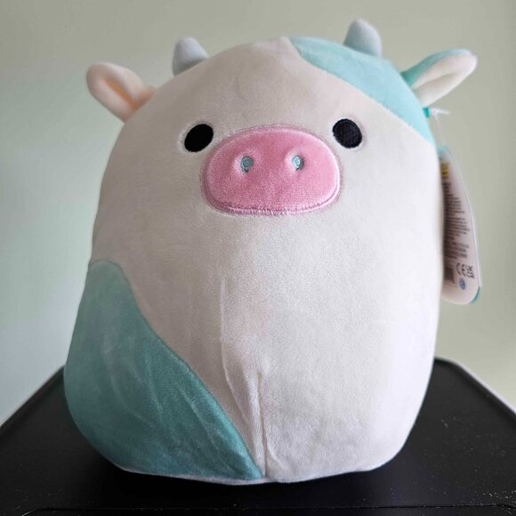 NWT 8" Belana the blue cow Squishmallow - Picture 1 of 2